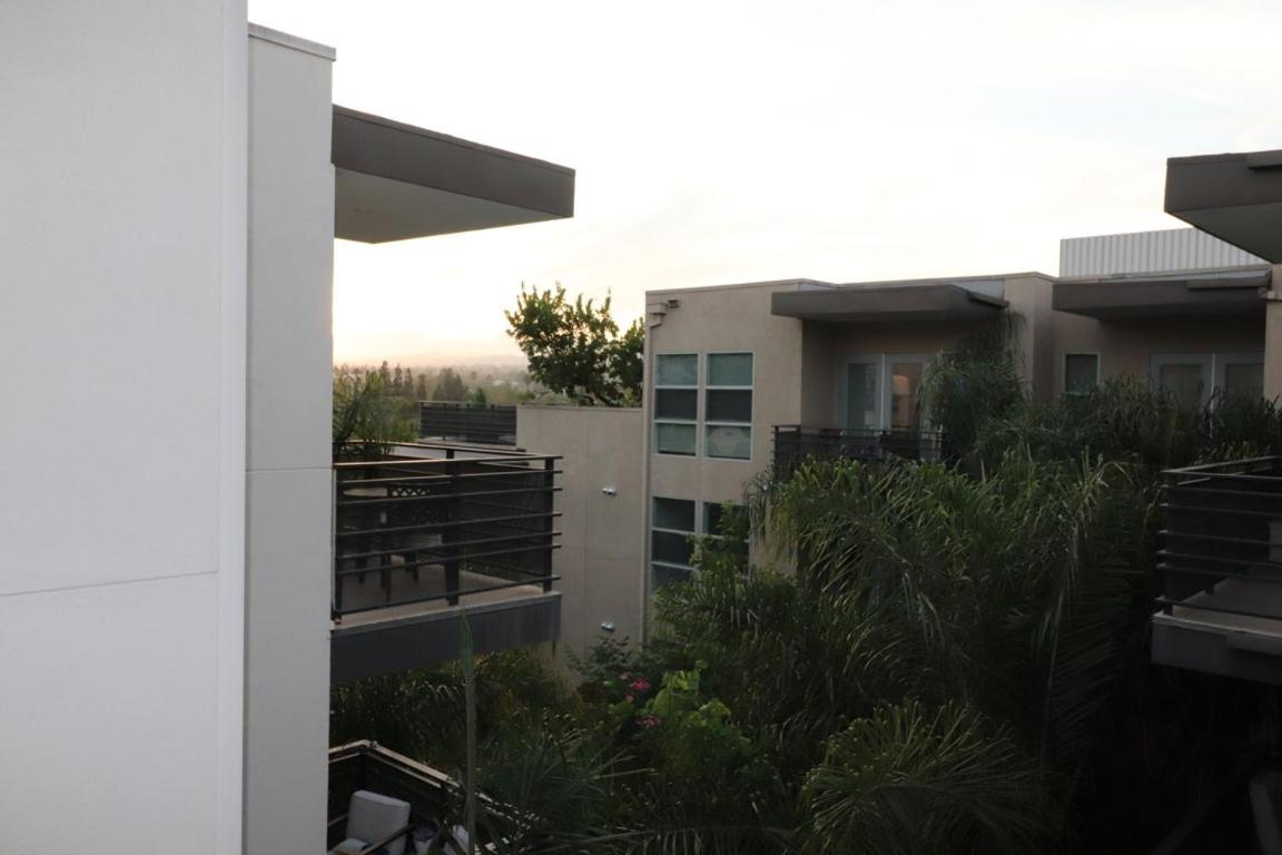 Dh West Hollywood La Cienega Main image 2